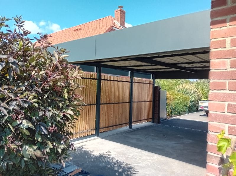 Caport Ouvert avec Mélèze à Arras