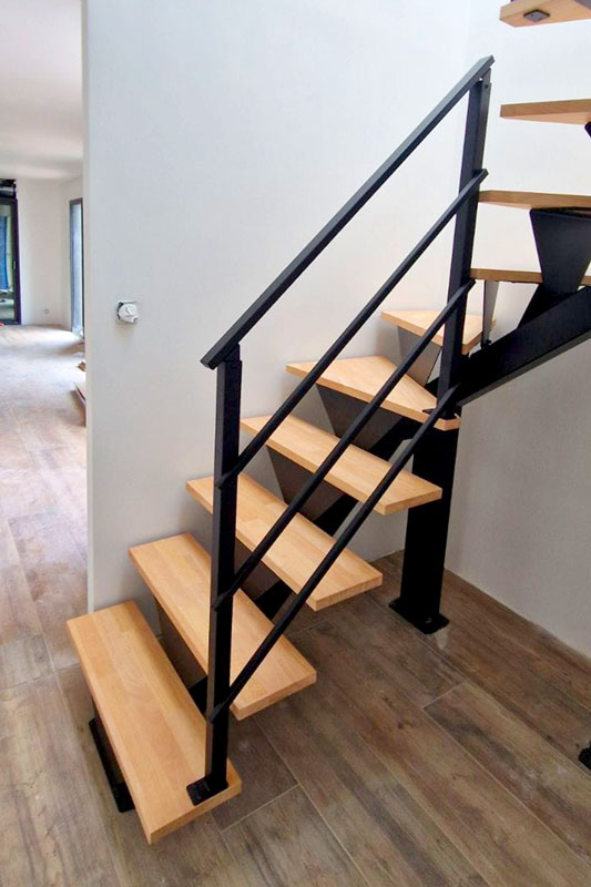 Bas de l'escalier Klee réalisé à Lille