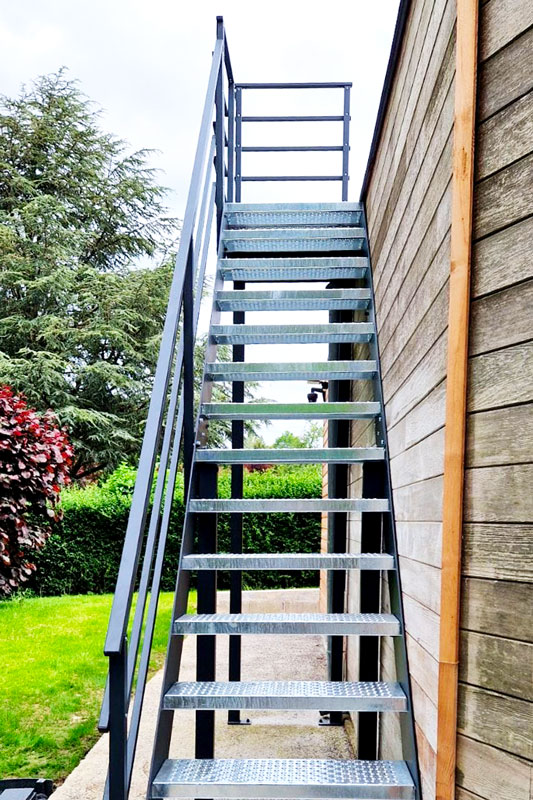 Escalier Extérieur Rothko réalisé dans le nord vue de en montant