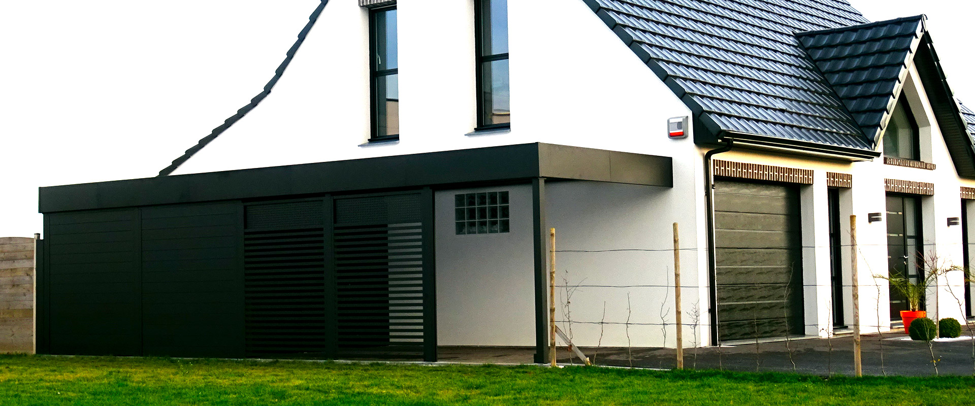 carport avec abri de jardin