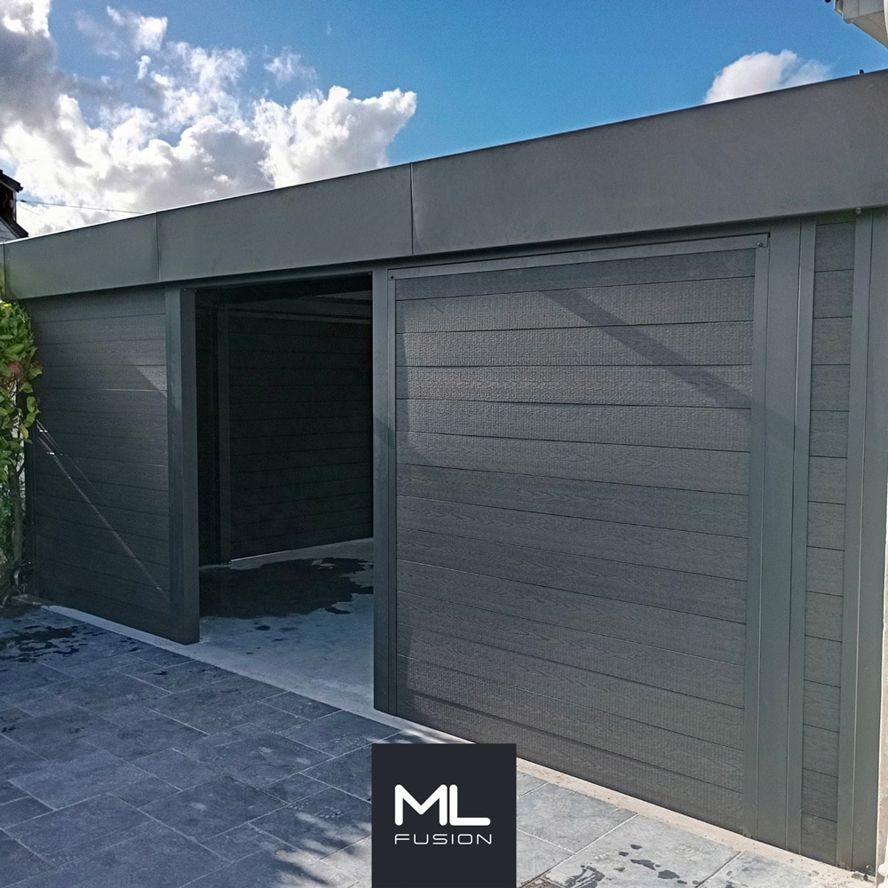 Carport semi-fermé installé à Roubaix : vue de derrière