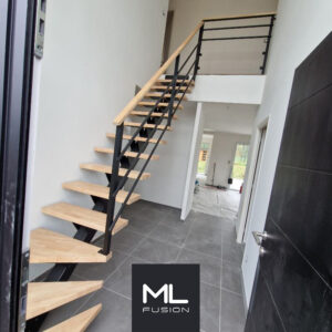Escalier en bois et métal vue d