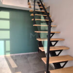 Escalier Miro ebn métal et bois installé chez un client à Armentières