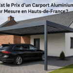 Illustration d'un carport en aluminium avec design moderne dans une maison situé en Hauts-de-France.